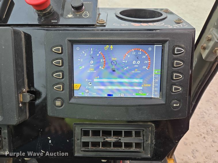 image for item EN2092 2018 Vermeer D24X40III directional boring unit