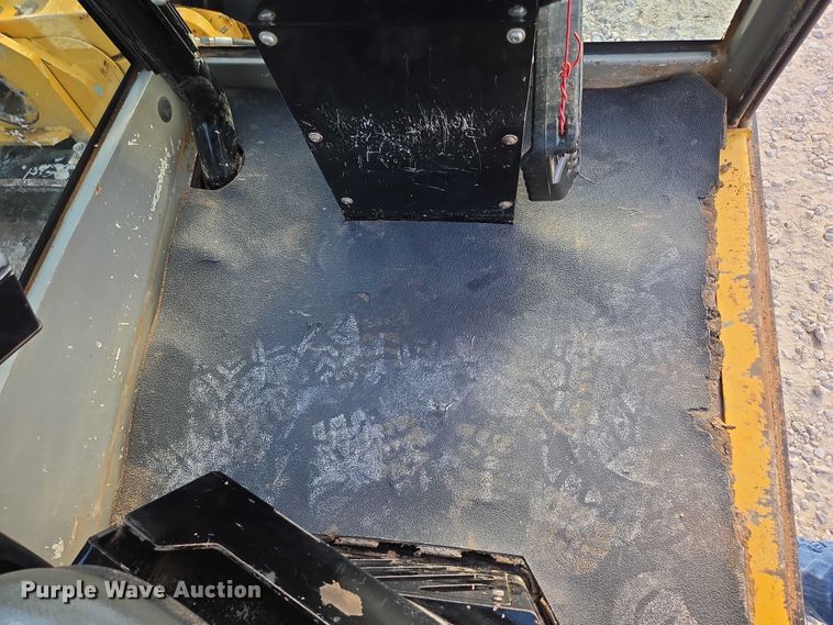 image for item EN2092 2018 Vermeer D24X40III directional boring unit