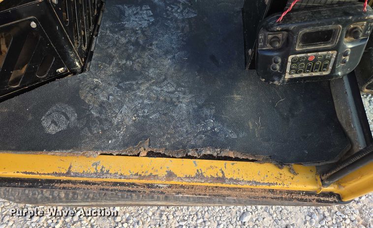 image for item EN2092 2018 Vermeer D24X40III directional boring unit