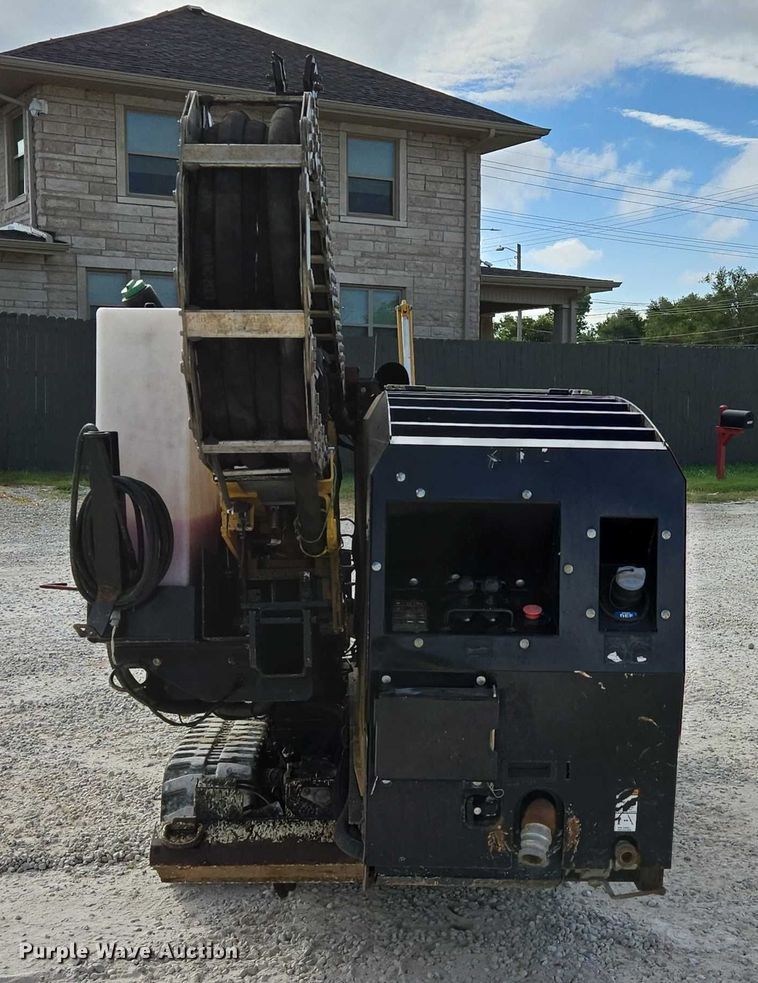 image for item EN2094 2016 Vermeer D23X30III directional boring unit