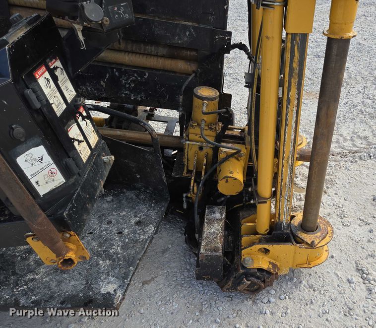 image for item EN2094 2016 Vermeer D23X30III directional boring unit