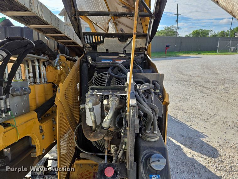 image for item EN2094 2016 Vermeer D23X30III directional boring unit