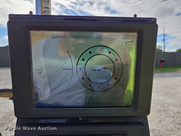 image for item EN2094 2016 Vermeer D23X30III directional boring unit