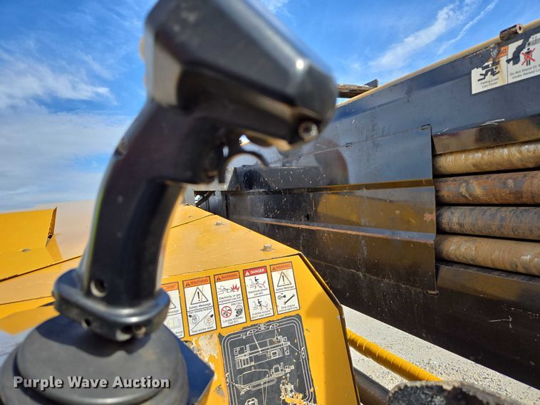 image for item EN2094 2016 Vermeer D23X30III directional boring unit