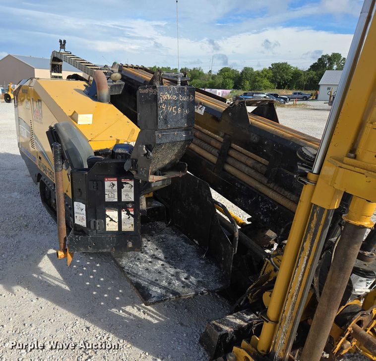 image for item EN2094 2016 Vermeer D23X30III directional boring unit