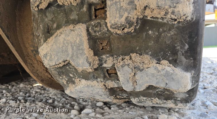 image for item EN2094 2016 Vermeer D23X30III directional boring unit