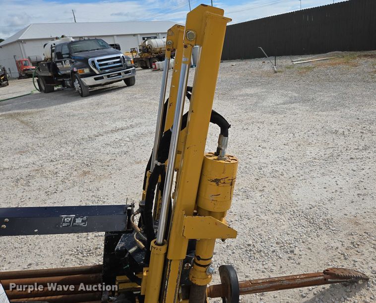 image for item EN2095 2019 Vermeer D10X15III Navigator S3 directional boring unit