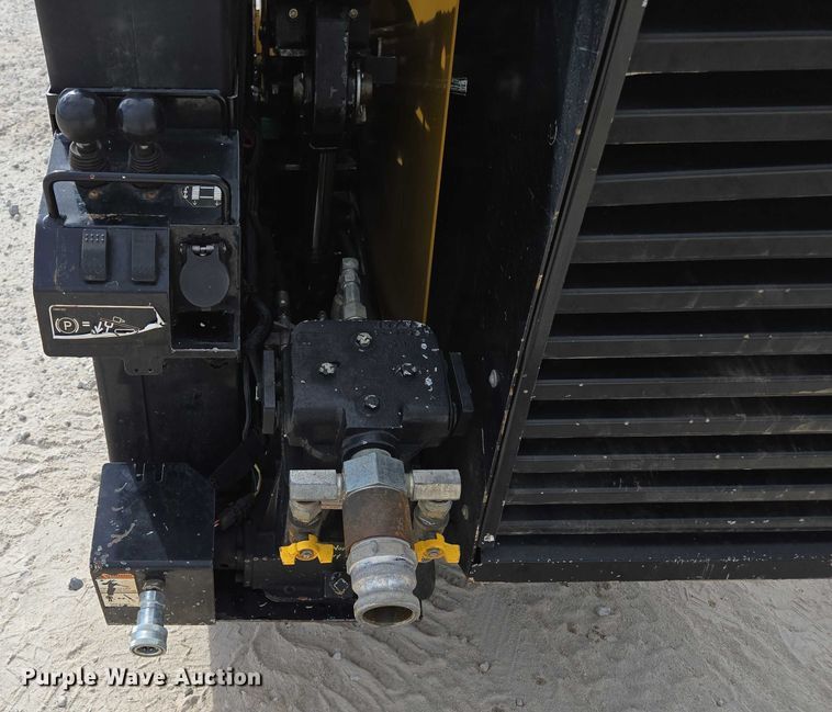 image for item EN2095 2019 Vermeer D10X15III Navigator S3 directional boring unit