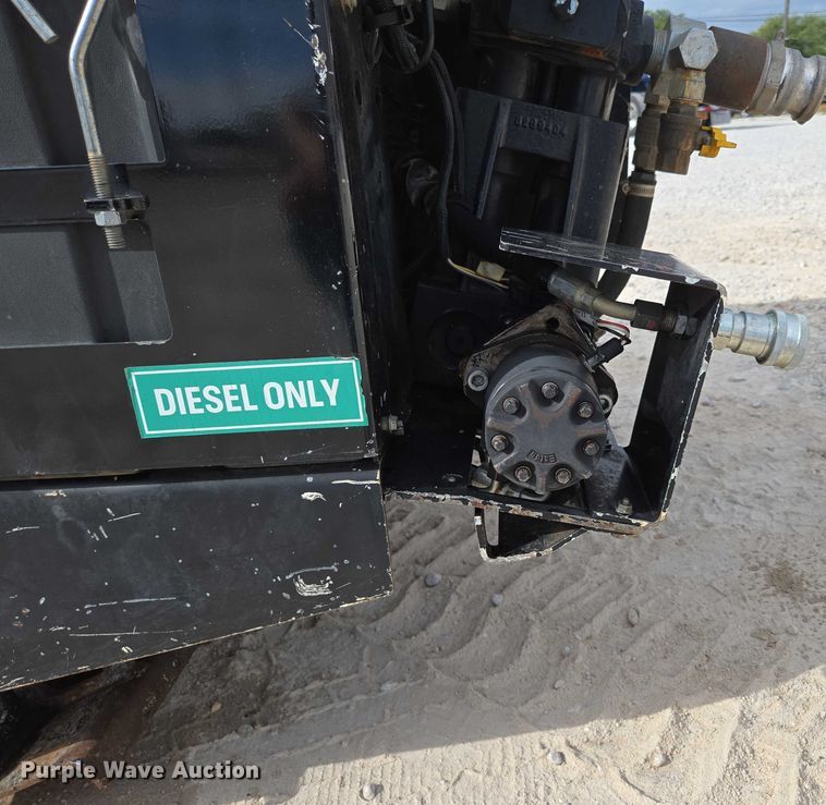 image for item EN2095 2019 Vermeer D10X15III Navigator S3 directional boring unit