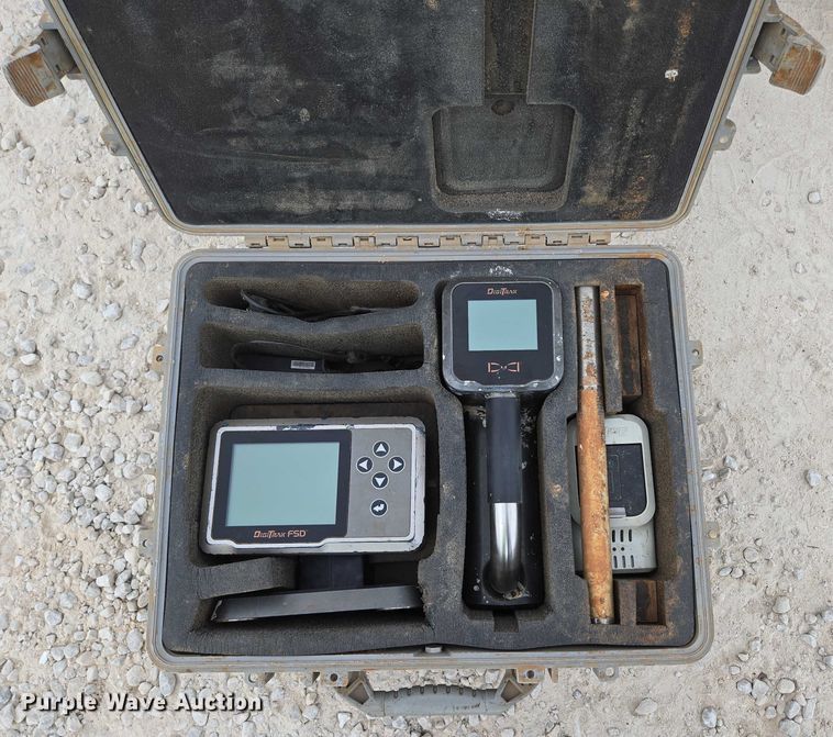 image for item EN2095 2019 Vermeer D10X15III Navigator S3 directional boring unit