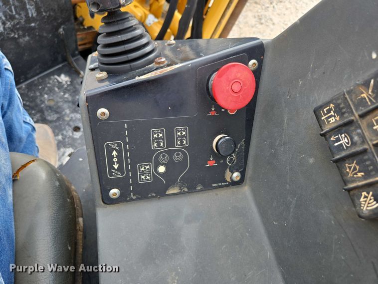 image for item EN2095 2019 Vermeer D10X15III Navigator S3 directional boring unit