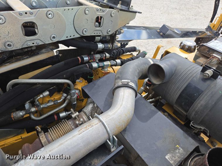 image for item EN2095 2019 Vermeer D10X15III Navigator S3 directional boring unit