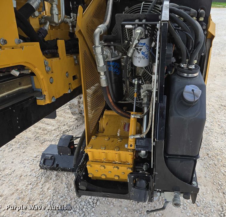 image for item EN2096 2019 Vermeer D23x30DRS3 directional boring unit