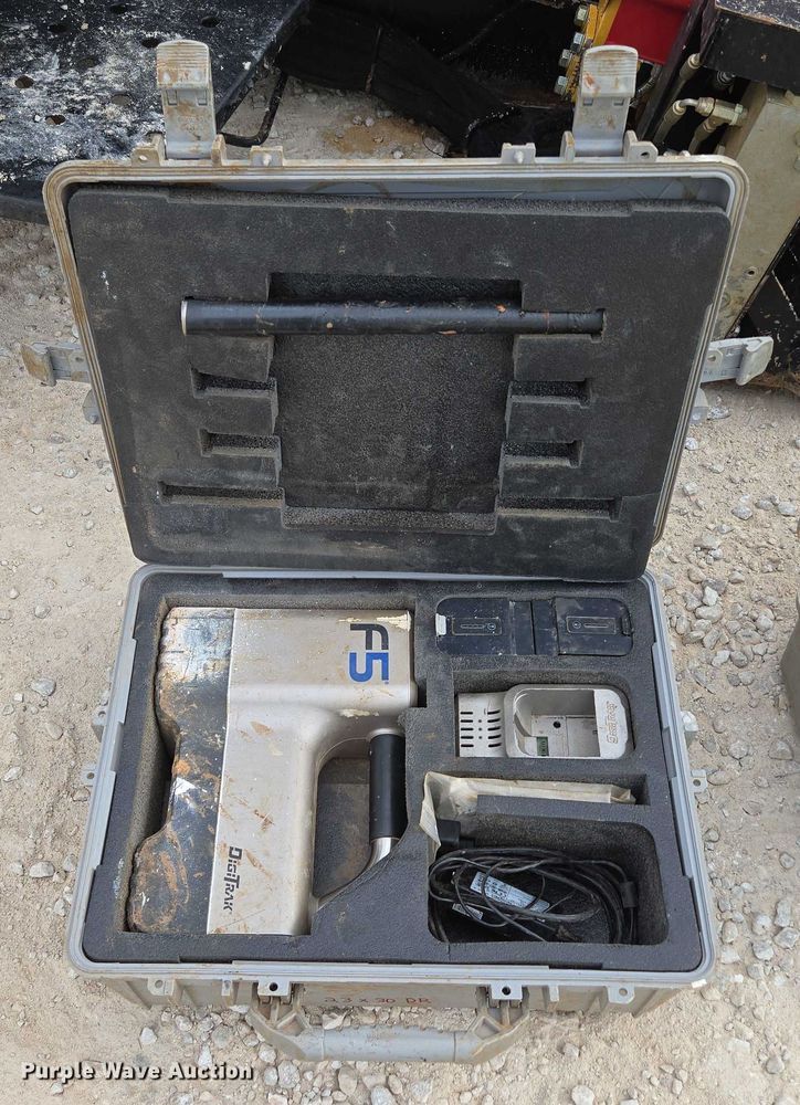 image for item EN2096 2019 Vermeer D23x30DRS3 directional boring unit