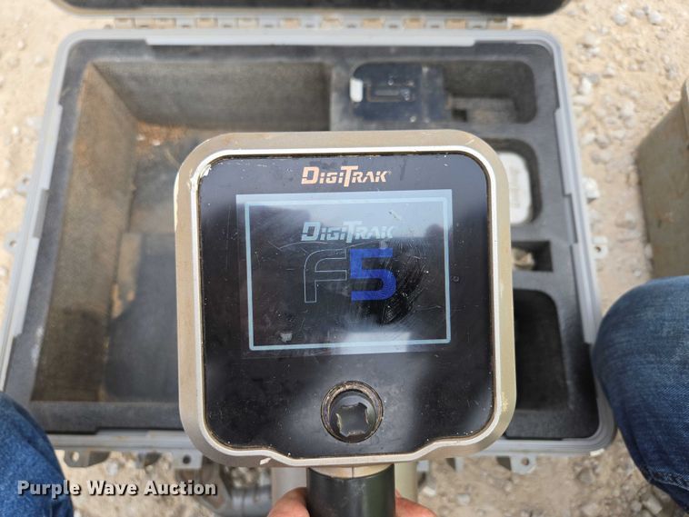 image for item EN2096 2019 Vermeer D23x30DRS3 directional boring unit