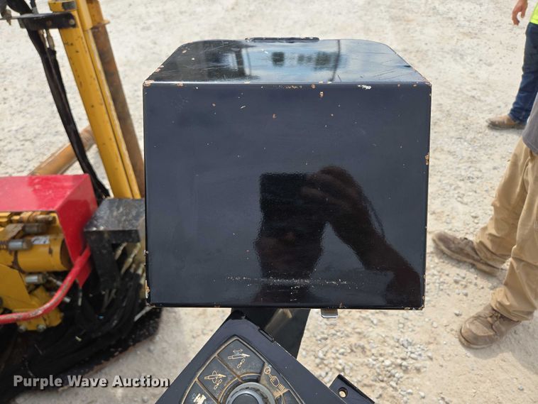 image for item EN2096 2019 Vermeer D23x30DRS3 directional boring unit