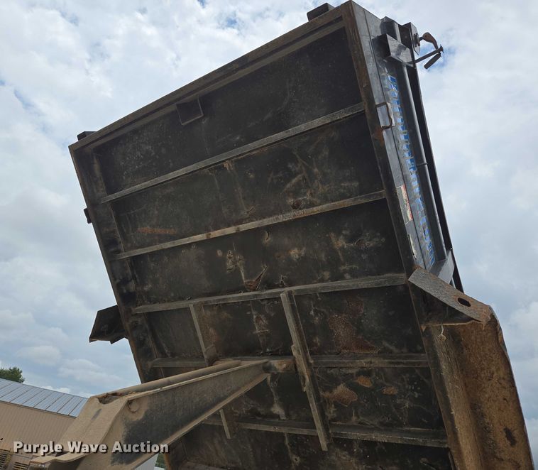 image for item EN2097 2015 Load Trail dump trailer