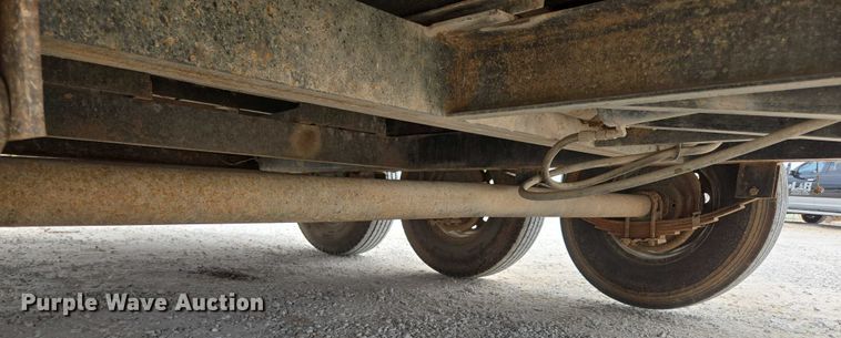 image for item EN2097 2015 Load Trail dump trailer