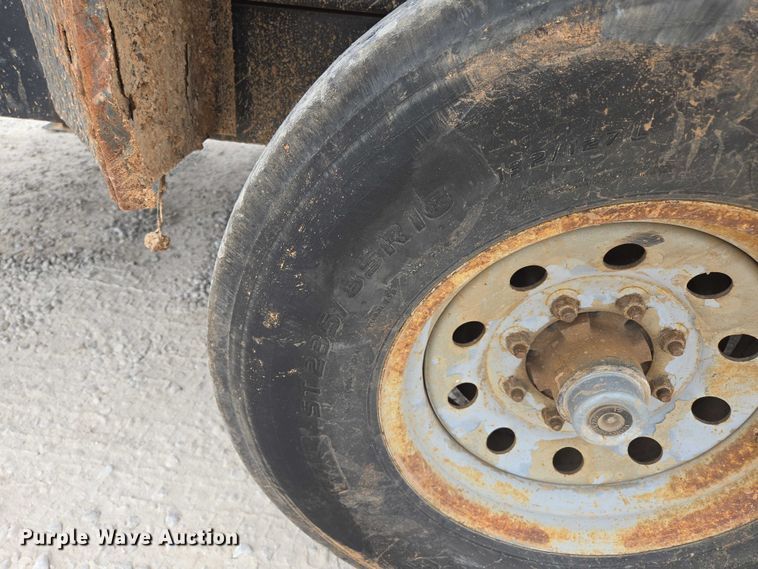 image for item EN2097 2015 Load Trail dump trailer