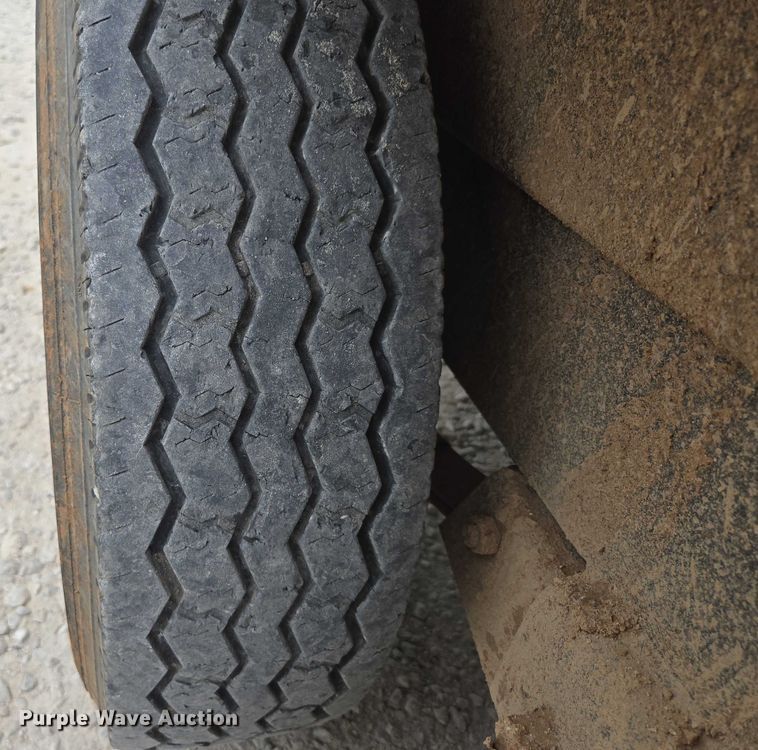 image for item EN2097 2015 Load Trail dump trailer