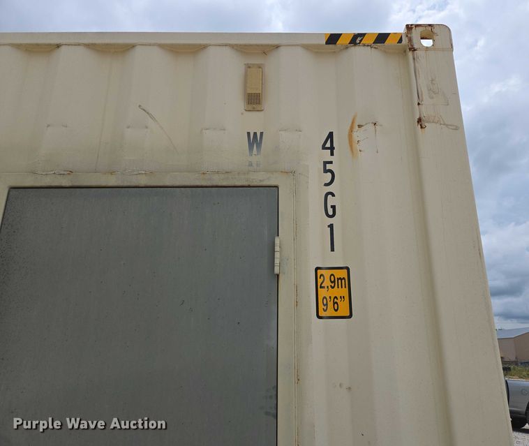 image for item EN2099 Shipping container