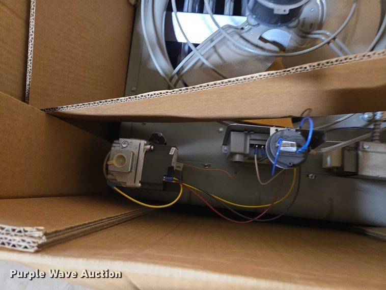 image for item EN2105 Modine PDP200AE-0130-SBAN heater