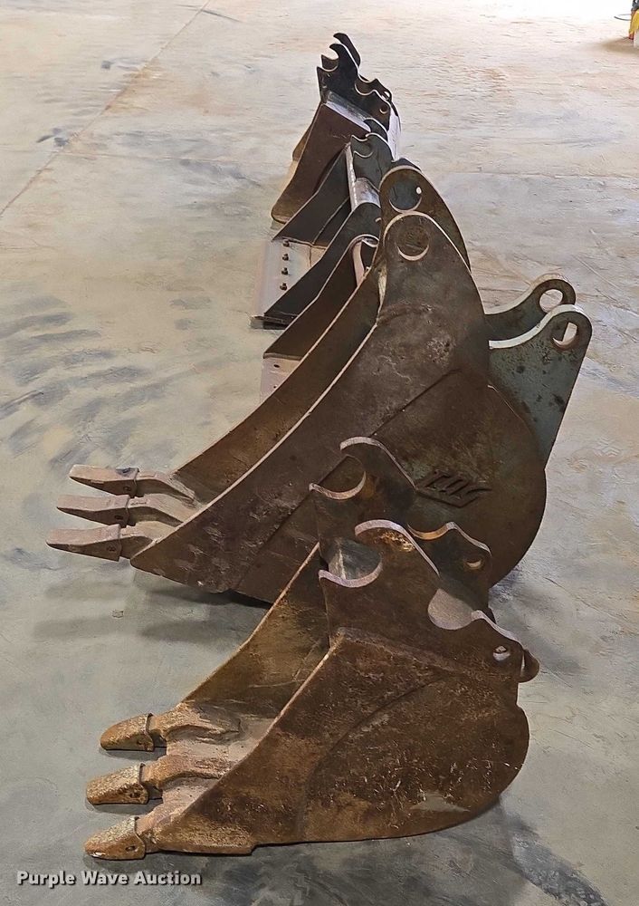 image for item EN2111 (5) buckets