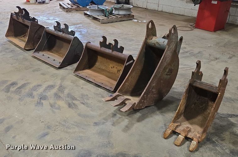 image for item EN2111 (5) buckets