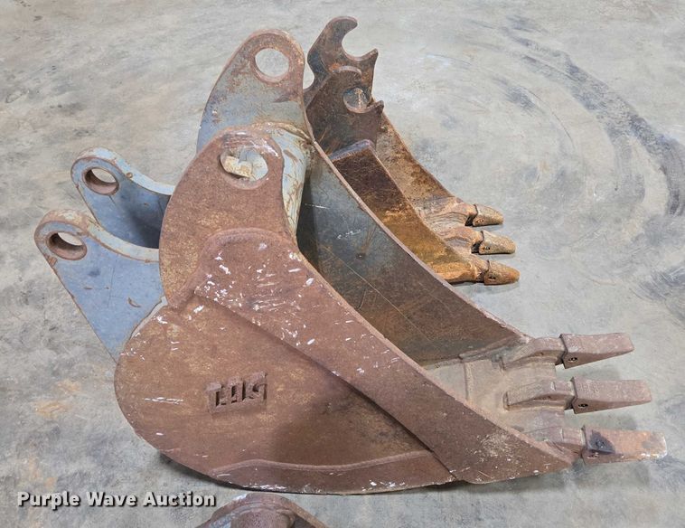 image for item EN2111 (5) buckets