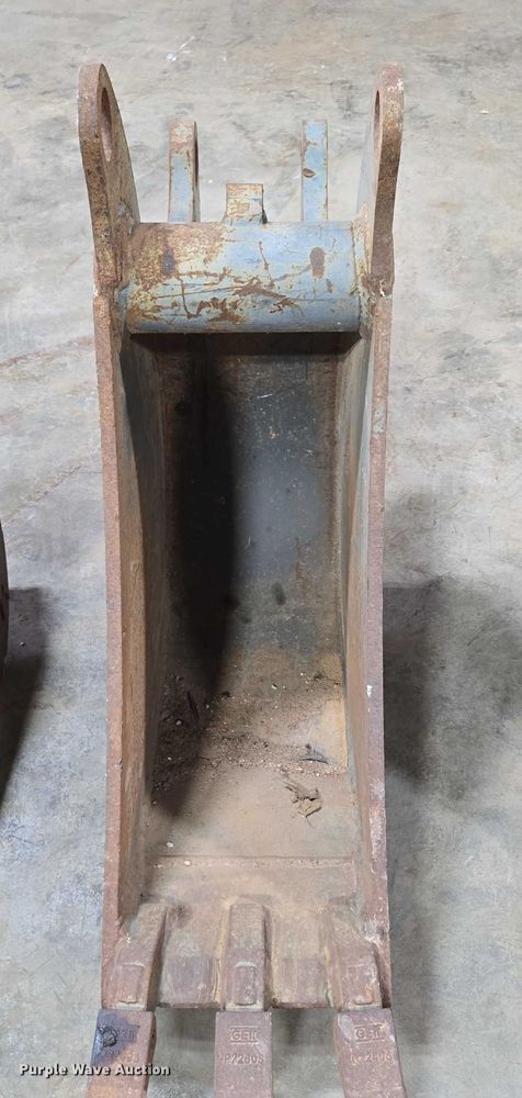 image for item EN2111 (5) buckets