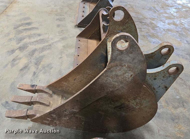 image for item EN2111 (5) buckets