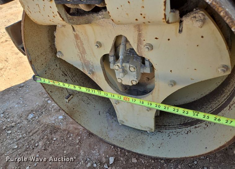 image for item EN3800 1992 Ingersoll-Rand DD-31HF double drum vibratory roller