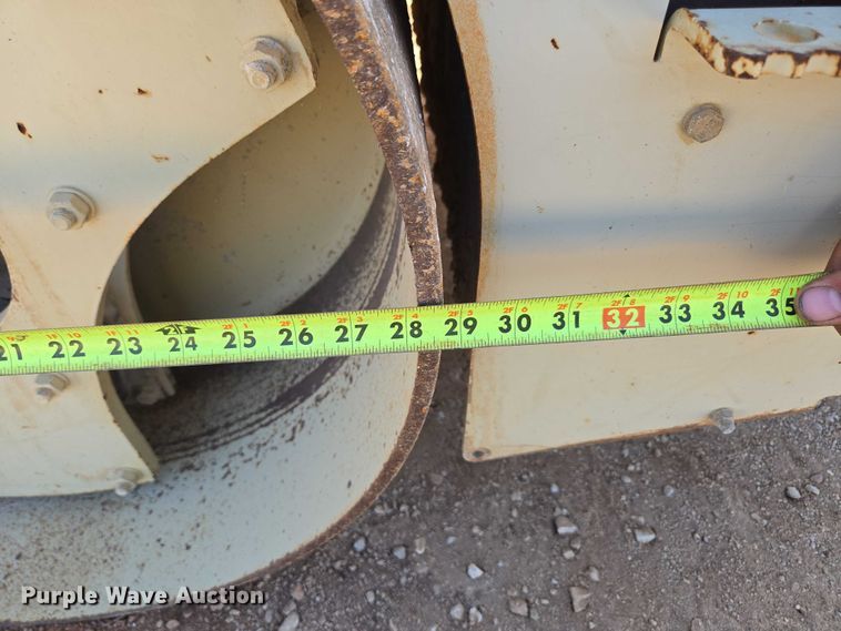 image for item EN3800 1992 Ingersoll-Rand DD-31HF double drum vibratory roller