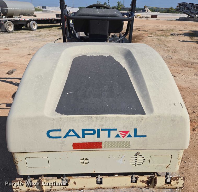 image for item EN3800 1992 Ingersoll-Rand DD-31HF double drum vibratory roller