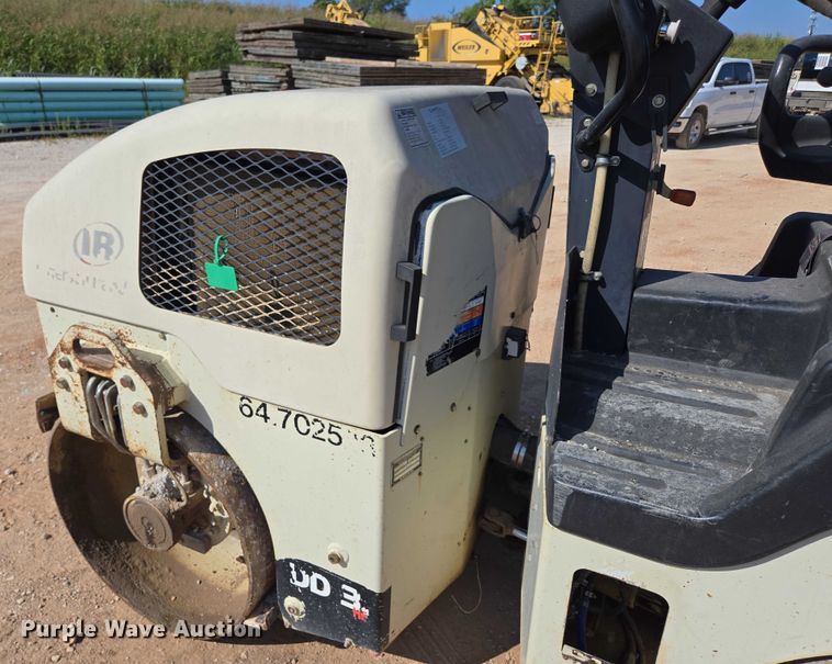 image for item EN3800 1992 Ingersoll-Rand DD-31HF double drum vibratory roller