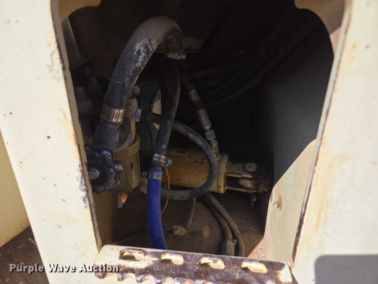 image for item EN3800 1992 Ingersoll-Rand DD-31HF double drum vibratory roller