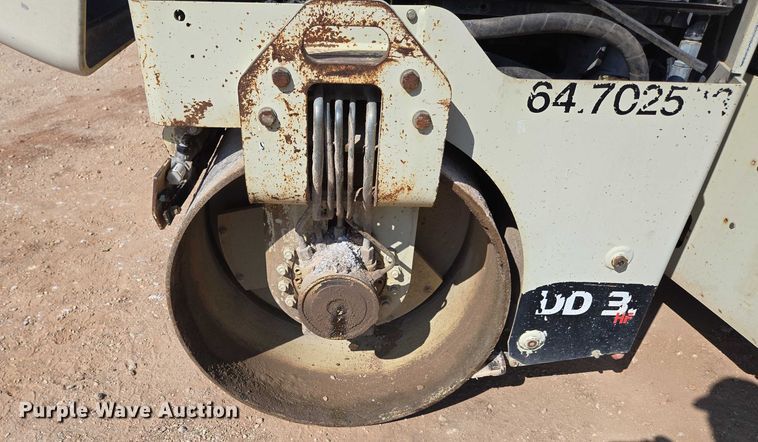 image for item EN3800 1992 Ingersoll-Rand DD-31HF double drum vibratory roller