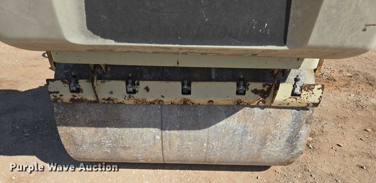 image for item EN3800 1992 Ingersoll-Rand DD-31HF double drum vibratory roller