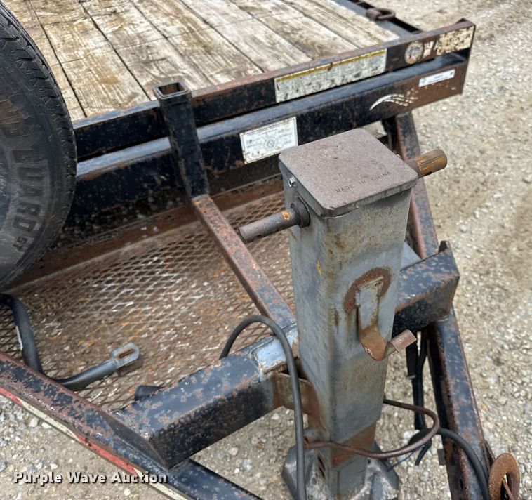 image for item EN4673 2014 Trailerman tilt deck equipment trailer