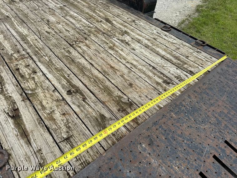 image for item EN4673 2014 Trailerman tilt deck equipment trailer