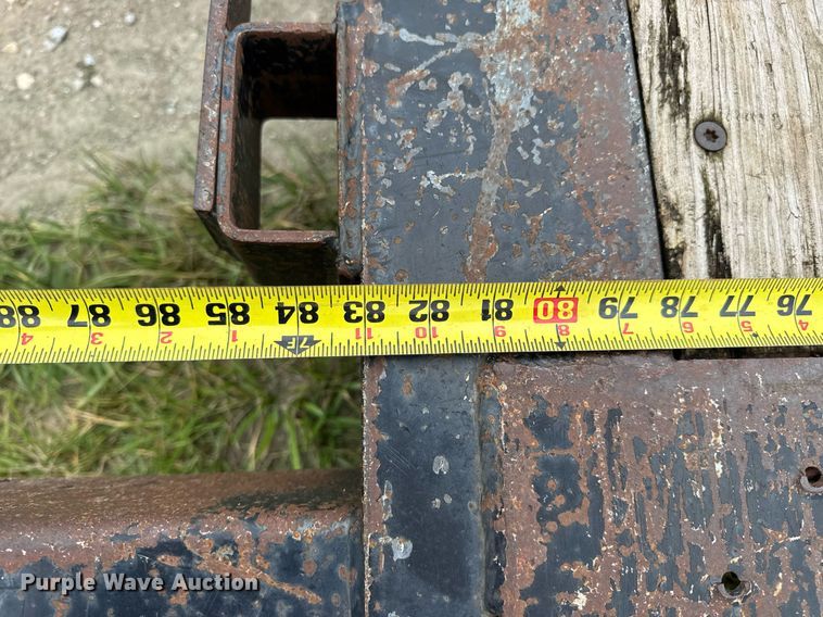 image for item EN4673 2014 Trailerman tilt deck equipment trailer