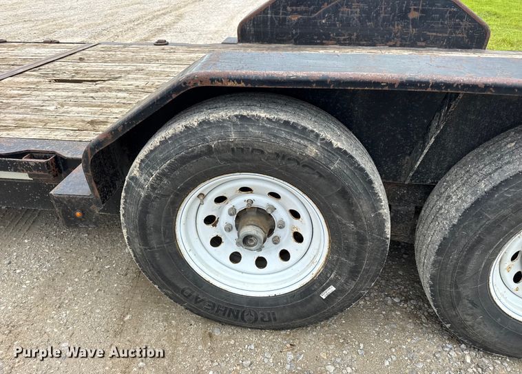 image for item EN4673 2014 Trailerman tilt deck equipment trailer