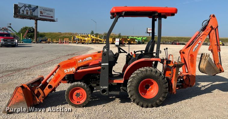 image for item EN5511 2016 Kubota B26 backhoe