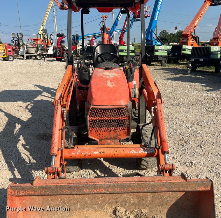 image for item EN5511 2016 Kubota B26 backhoe