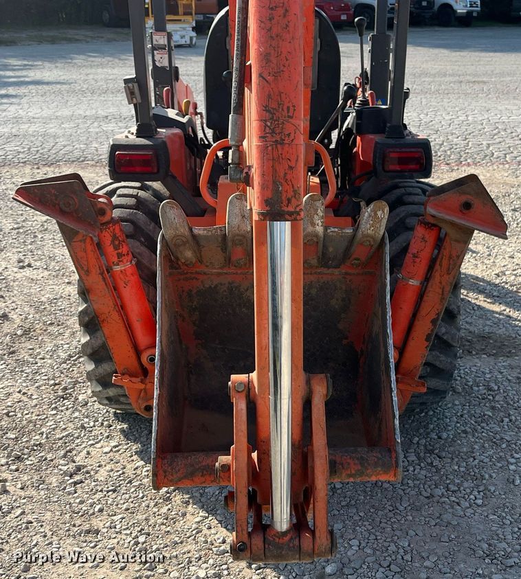 image for item EN5511 2016 Kubota B26 backhoe