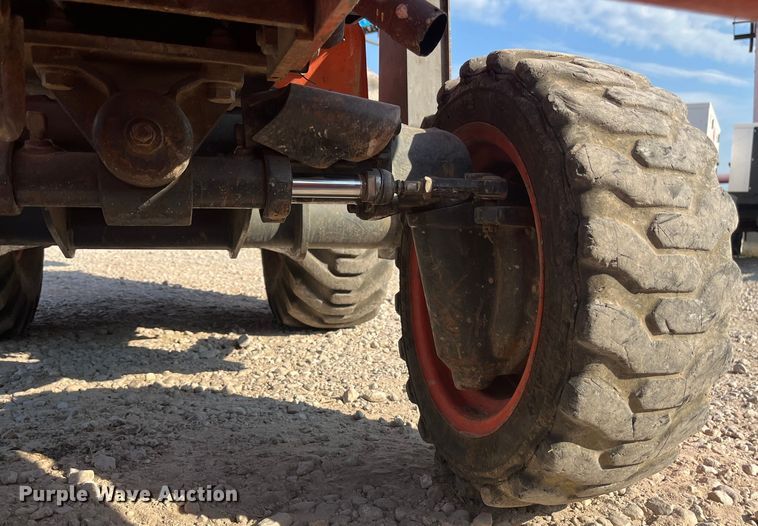 image for item EN5511 2016 Kubota B26 backhoe