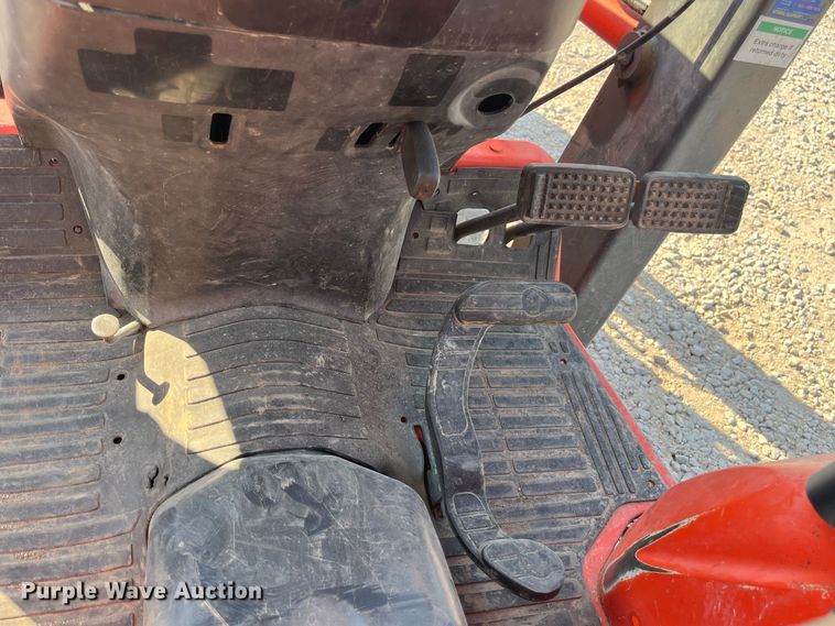 image for item EN5511 2016 Kubota B26 backhoe