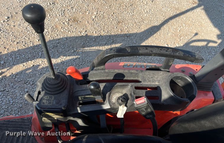 image for item EN5511 2016 Kubota B26 backhoe