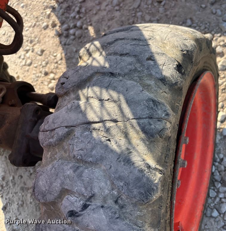 image for item EN5511 2016 Kubota B26 backhoe