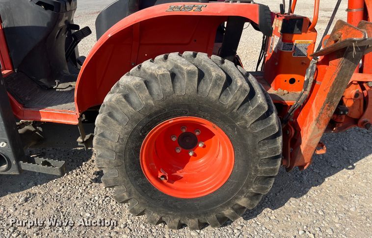 image for item EN5511 2016 Kubota B26 backhoe